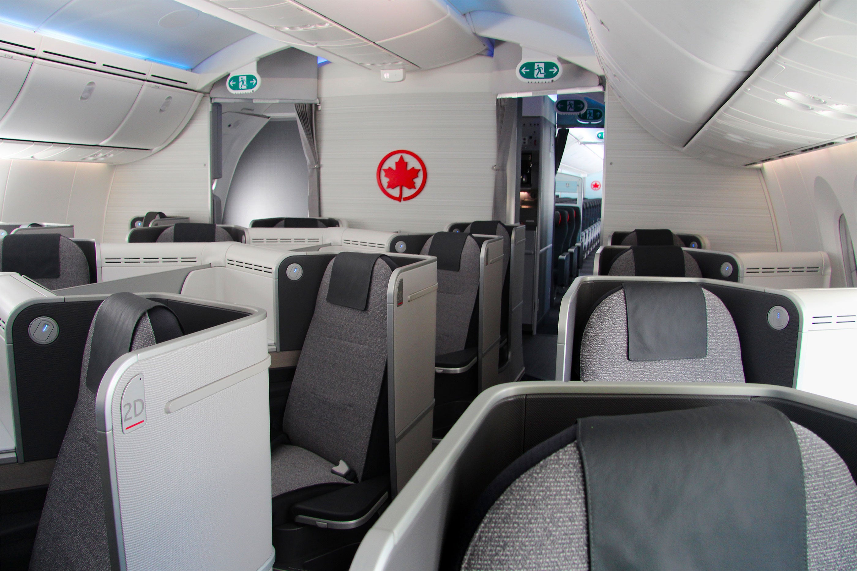 Air Canada's New Air Canada Signature Class cabin on the 787 Dreamliner (Photo courtesy of Air Canada)